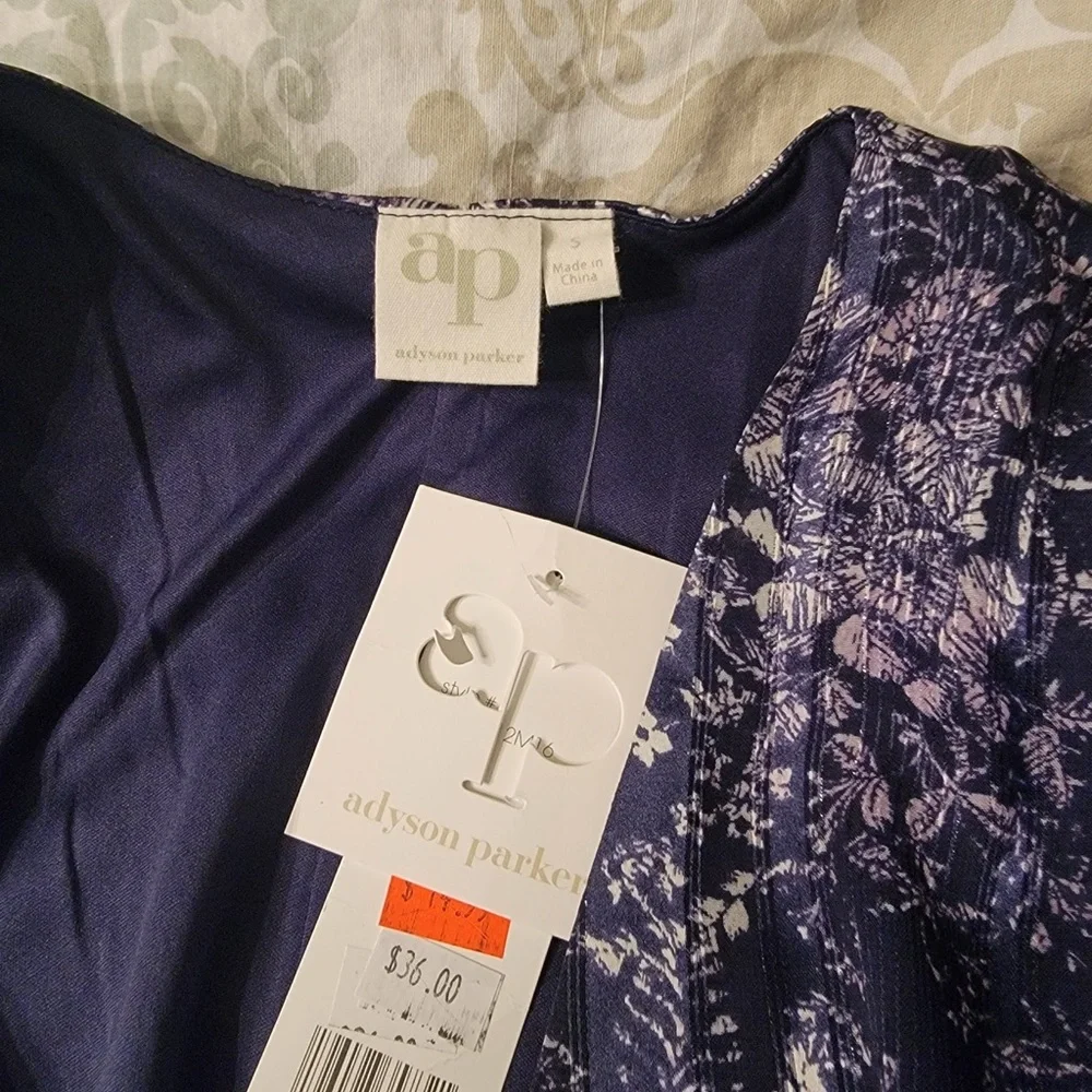 Dress - Picture 2 of 6